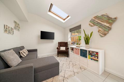 22 Mallard Close, Basingstoke, RG22 5JP