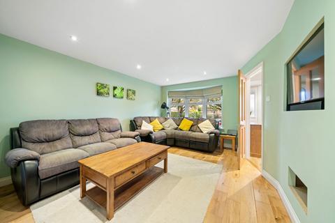 22 Mallard Close, Basingstoke, RG22 5JP