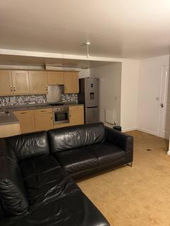 2 bedroom flat to rent, Gareth Drive, London N9