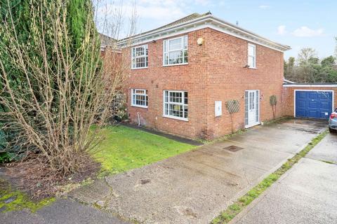 4 bedroom link detached house for sale, Williams Way, Princes Risborough HP27