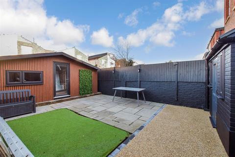 3 bedroom semi-detached house for sale, Laburnum Grove, Portsmouth, Hampshire