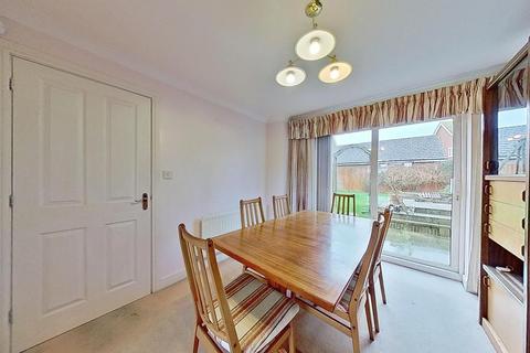 4 bedroom detached house for sale, Petrel Close, Herne Bay, CT6 6NT