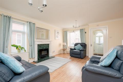 3 bedroom semi-detached house for sale, Rainsborough Way, York, YO30 6QB