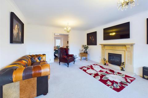 4 bedroom detached house for sale, The Pines, Lichfield