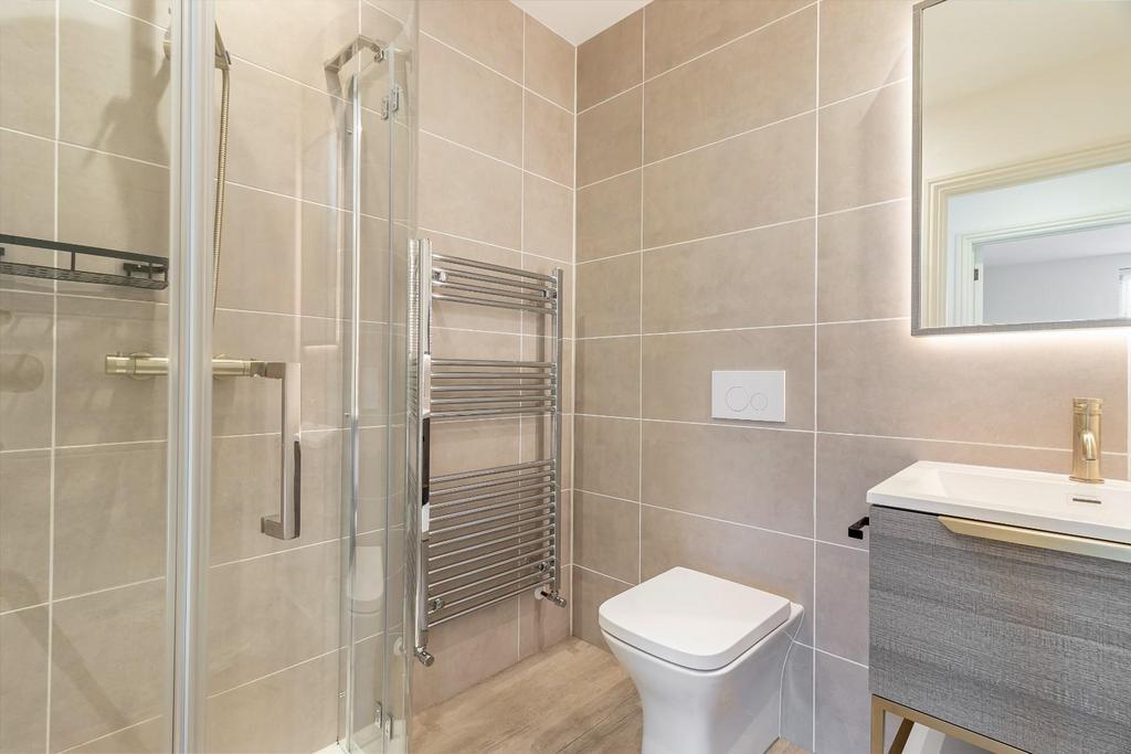 Shower Room.jpg