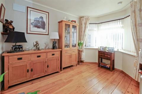 2 bedroom detached bungalow for sale, Colewood Road, Whitstable