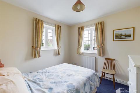 88 Pilkingtons, Church Langley, Harlow, CM17 9DR