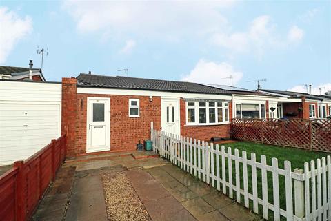 2 bedroom bungalow for sale, Woodloes Park, Warwick