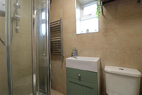 20 Edmondes Close, Warwick, CV34 5TX