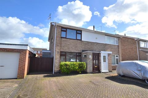 3 bedroom semi-detached house for sale, Shepherds Close, Shepshed LE12