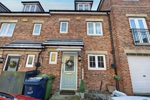 4 bedroom terraced house for sale, Lakeside Gardens, Washington, Tyne and Wear, NE38 8NB