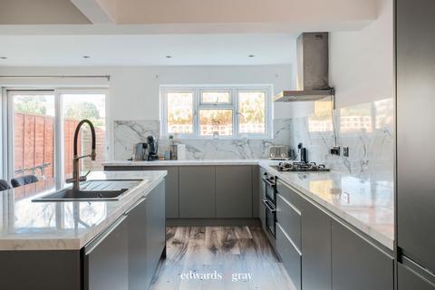6 Mowe Croft, Birmingham, B37 7EN