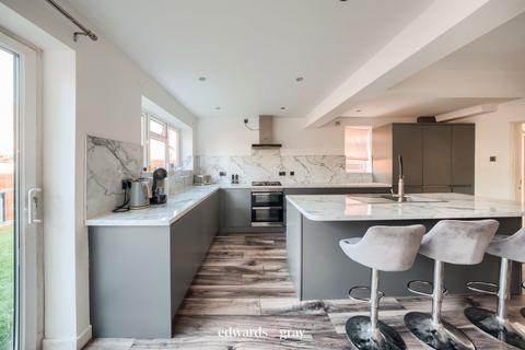 6 Mowe Croft, Birmingham, B37 7EN