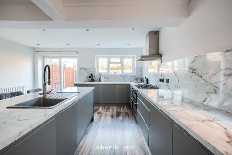 6 Mowe Croft, Birmingham, B37 7EN