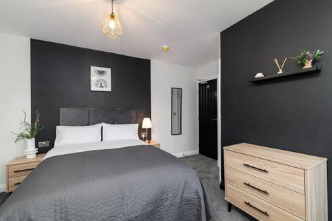 undefined, Bradford Road, Pudsey, Leeds, LS28