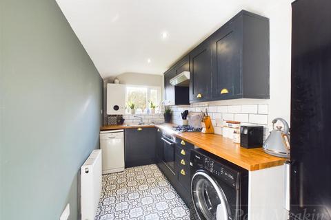 9 Haling Road, South Croydon, CR2 6HS