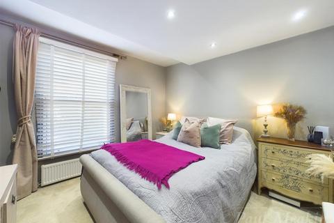 9 Haling Road, South Croydon, CR2 6HS