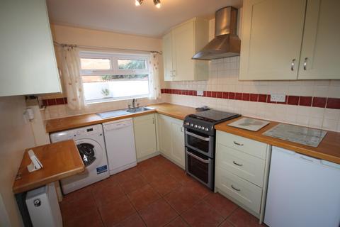 2 bedroom terraced house to rent, Finsbury Street, South bank, York, YO23