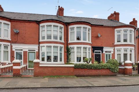 3 bedroom terraced house for sale, Gainsborough Road, Crewe