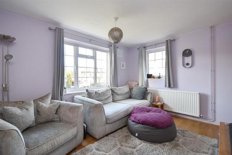 2 bedroom semi-detached house for sale, Wentworth Way, St. Leonards-On-Sea