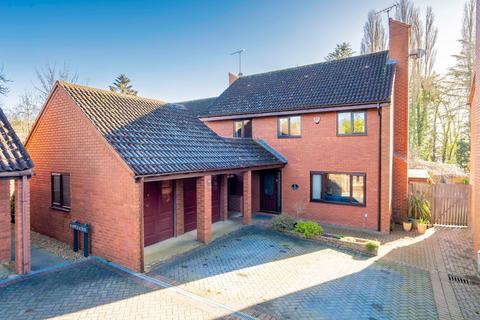 4 bedroom detached house for sale, Appleacres, Stoke Hammond, Buckinghamshire MK17