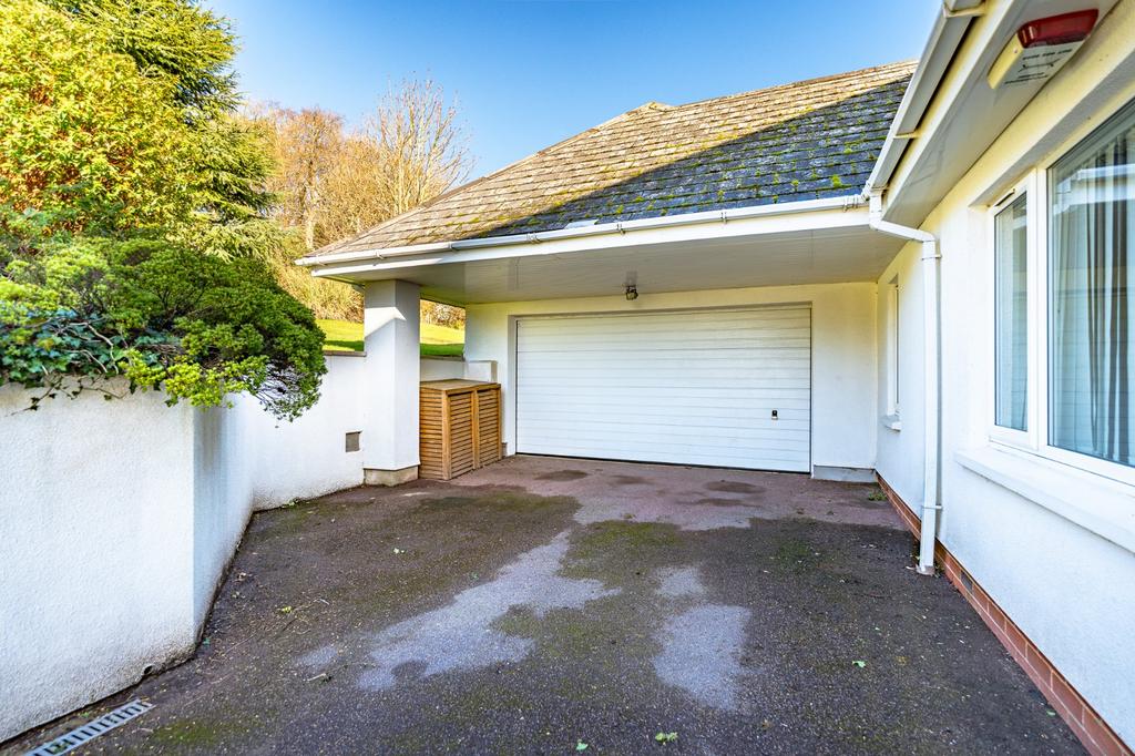 Double Garage