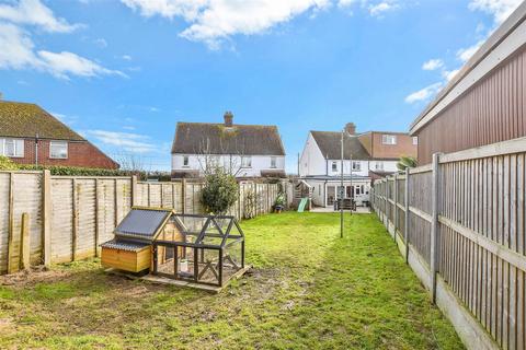 10 Grove Road, Wickhambreaux, Canterbury, CT3 1SA