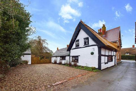 2 bedroom cottage for sale, Main Street, Alrewas