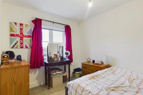 7 Neven Place, Gloucester, GL1 5NF