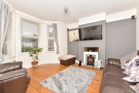 3 bedroom end of terrace house for sale, Darlinghurst Road, Folkestone, Kent