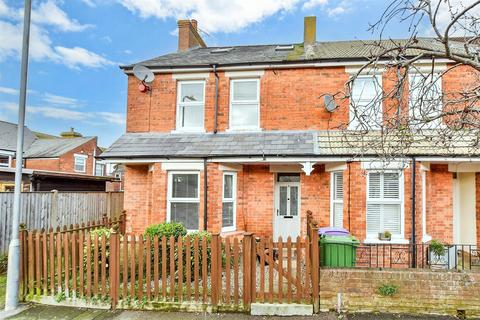 1 Darlinghurst Road, Folkestone, CT19 4PL