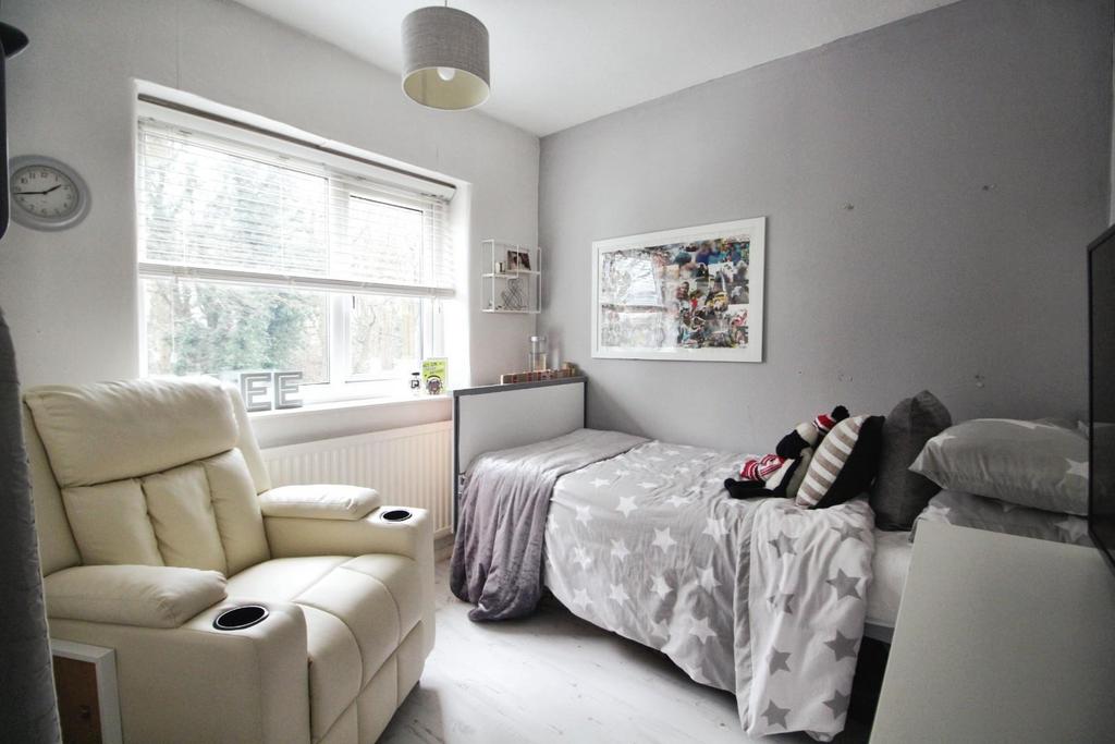 Bedroom 3.JPG