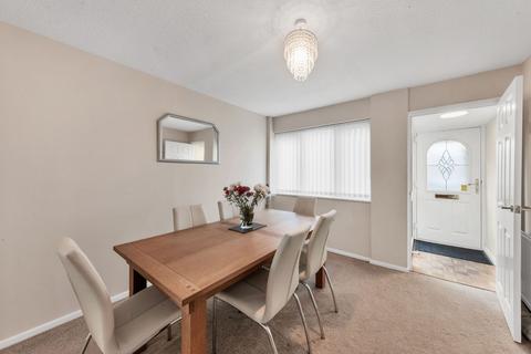 27 Ackroyd Road, Royston, SG8 7DS
