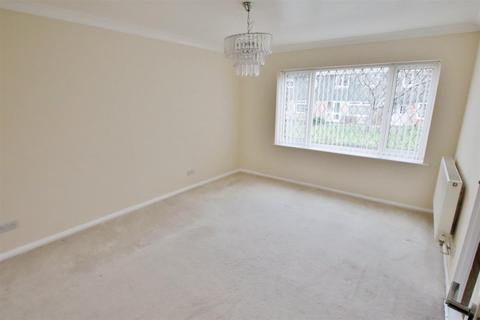 3 bedroom terraced house to rent, Woodhall Way, Fareham