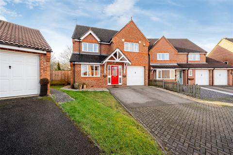 4 bedroom detached house for sale, Foxglove Close, Buckinghamshire MK18