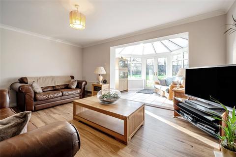 4 bedroom detached house for sale, Foxglove Close, Buckinghamshire MK18