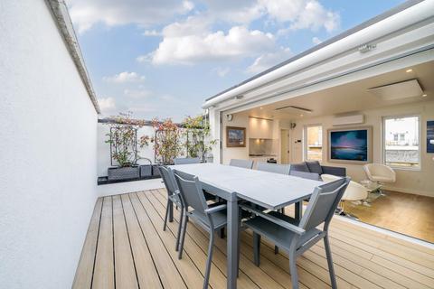 3 bedroom mews for sale, Gloucester Mews West, Bayswater