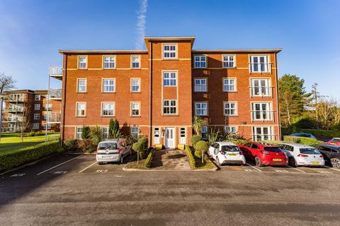 2 bedroom flat for sale, Aughton Park Drive, Ormskirk L39