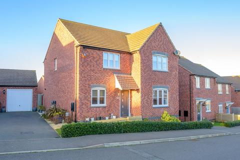 65 Balmoral Drive, Grantham, NG31 8SY