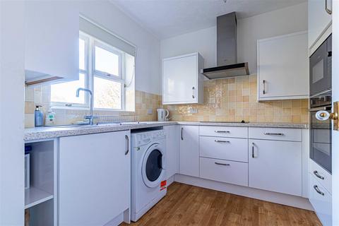 2 bedroom retirement property for sale, Watling Street, Radlett