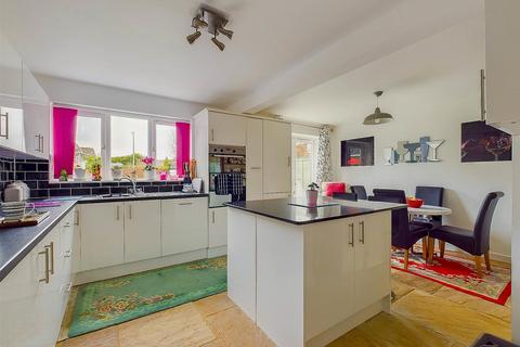 4 bedroom detached house for sale, Riverside Close, Upton-Upon-Severn, Worcester