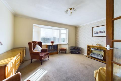 2 bedroom flat for sale, Roxton Avenue, Norton, S8 7TZ