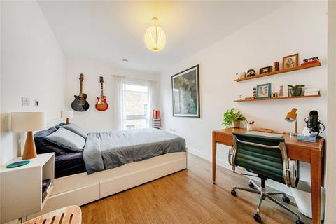 1 bedroom apartment for sale, Elmington Road, London