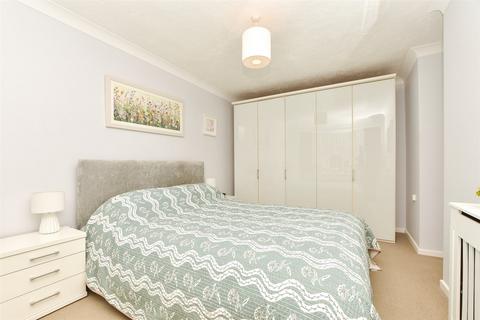 3 bedroom end of terrace house for sale, Forest Road, Paddock Wood, Tonbridge, Kent