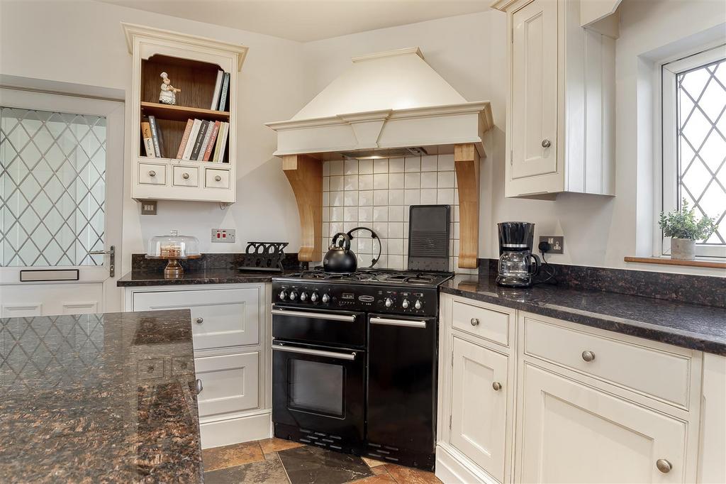 Dining Kitchen - D.jpg