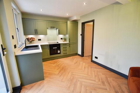 2 bedroom terraced house for sale, Northumberland Avenue, Stamford