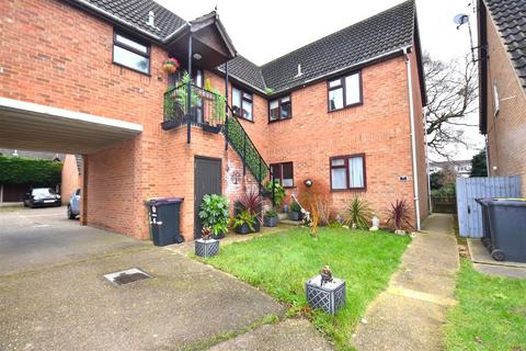 1 bedroom apartment for sale, Adams Glade, Rochford