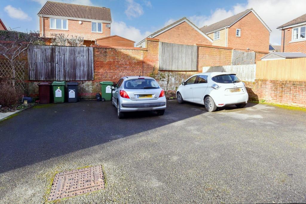 Driveway/Parking