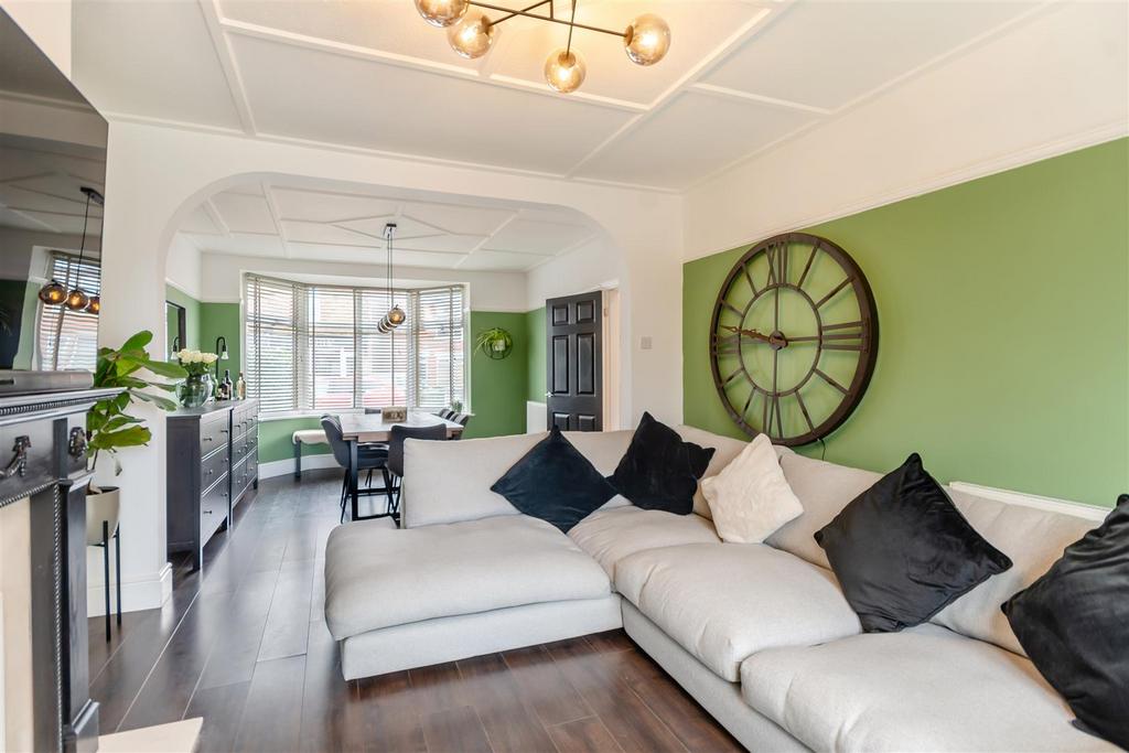 8634726-interior25.jpg