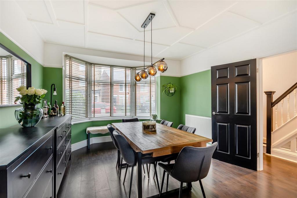 8634726-interior27.jpg